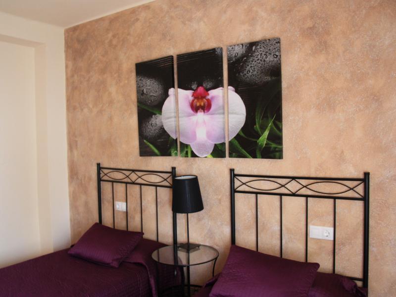 Hostal Rte. Elena Fuentes de Ebro Δωμάτιο φωτογραφία